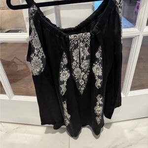 Black Cold-Shoulder Top with Silver Lace Appliqué